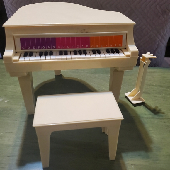 Vintage Barbie Piano Mattel Electric Grand Piano and Chair 1980’s Dream House - Picture 2 of 9